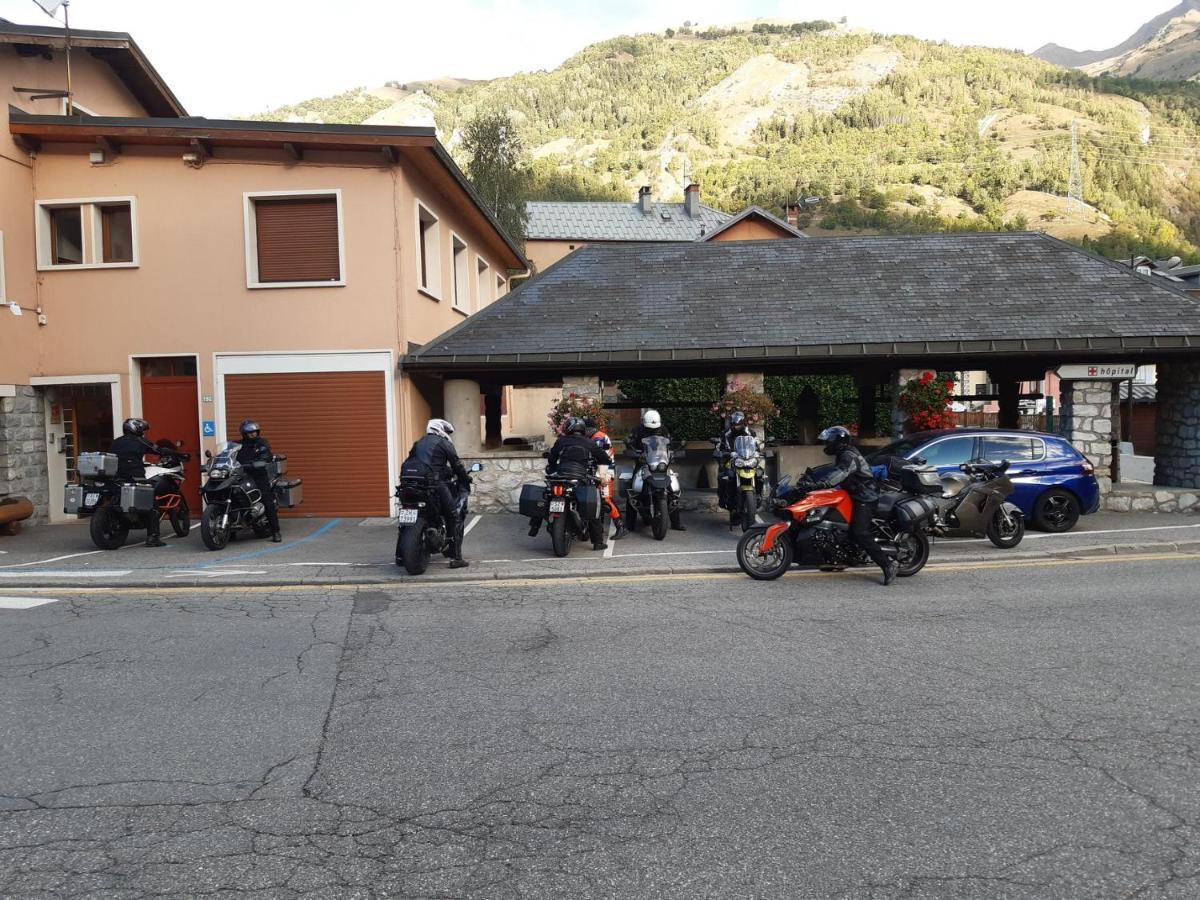 Hotel Arolla 부르생모리스 외부 사진